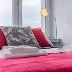 Rent Like Home - Legnicka 24